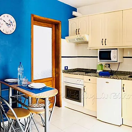 Apartment Apartment Bellisima mit Pool, Wifi&Sat-TV Puerto del Carmen (Lanzarote)